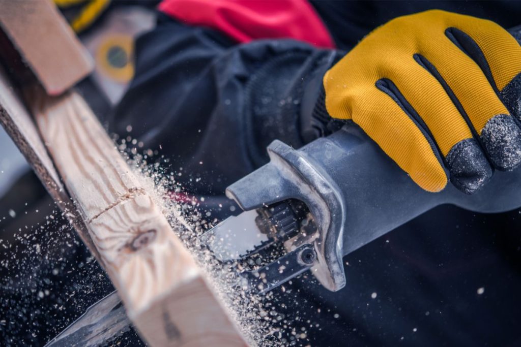 How To Lubricate A Reciprocating Saw Step By Step