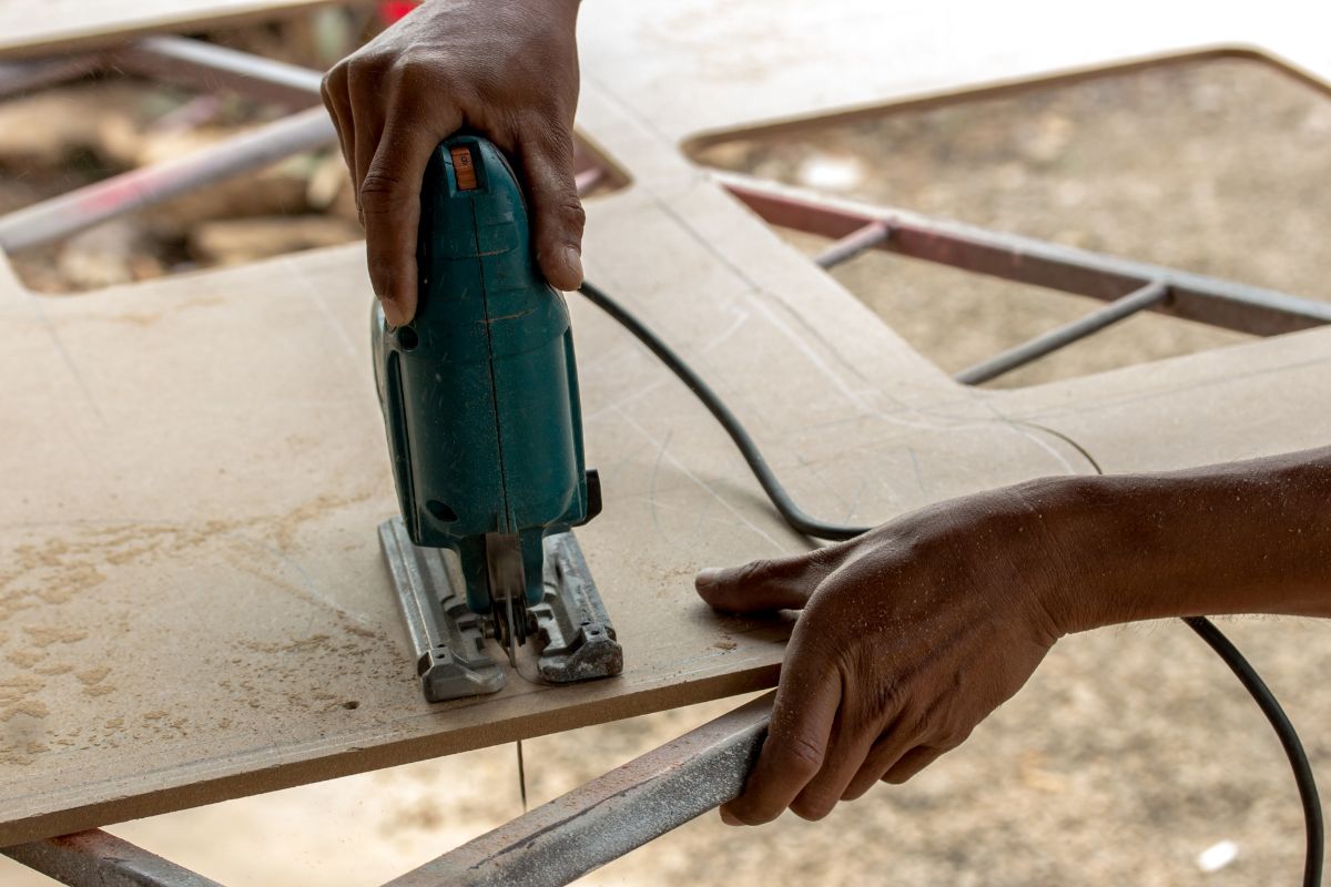 Reducingvibration in reciprocatingsaws (1) Reducingvibration in reciprocatingsaws (1)